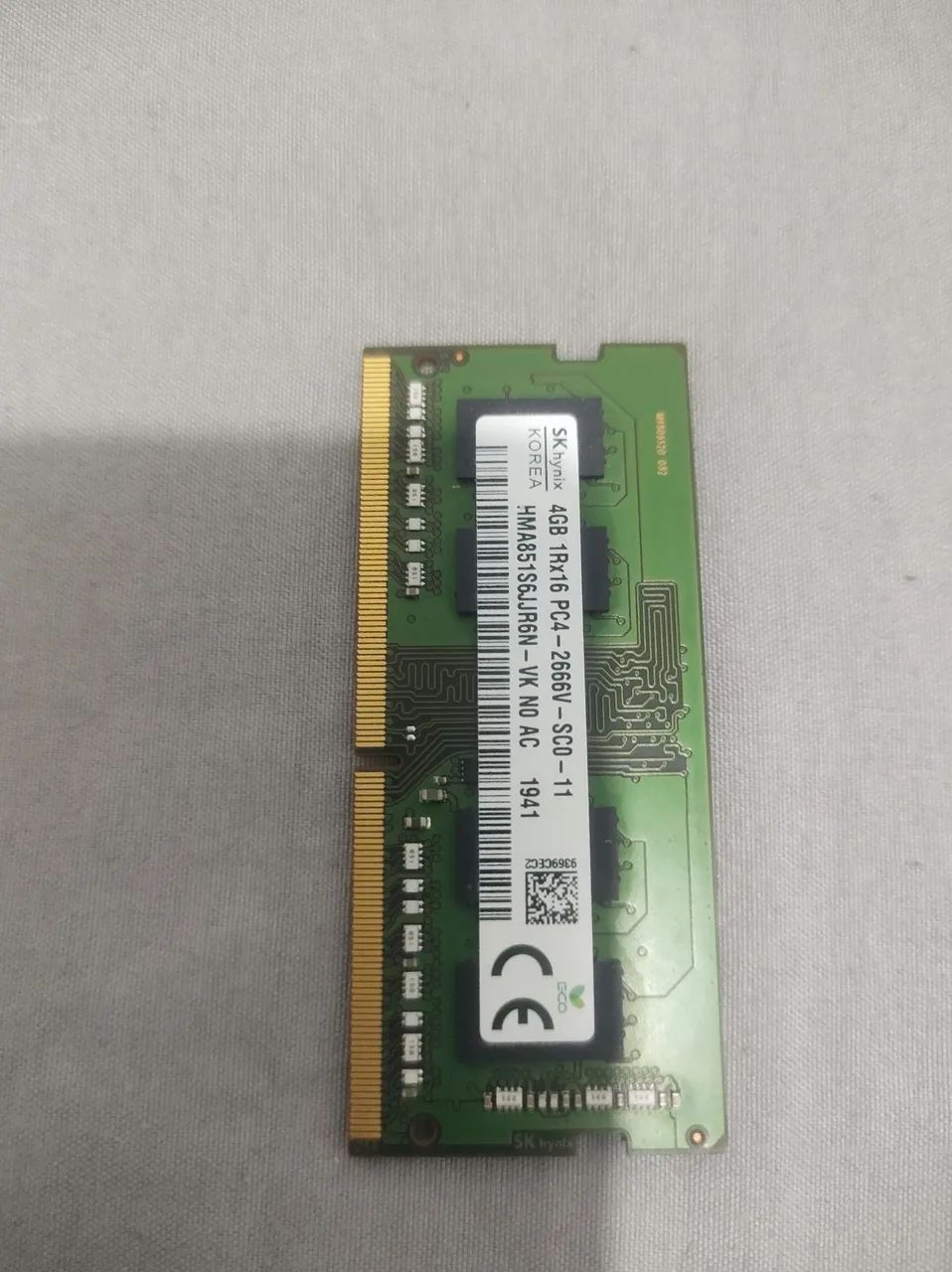 Vendo memória RAM para notebook de 4GB DDR 4 