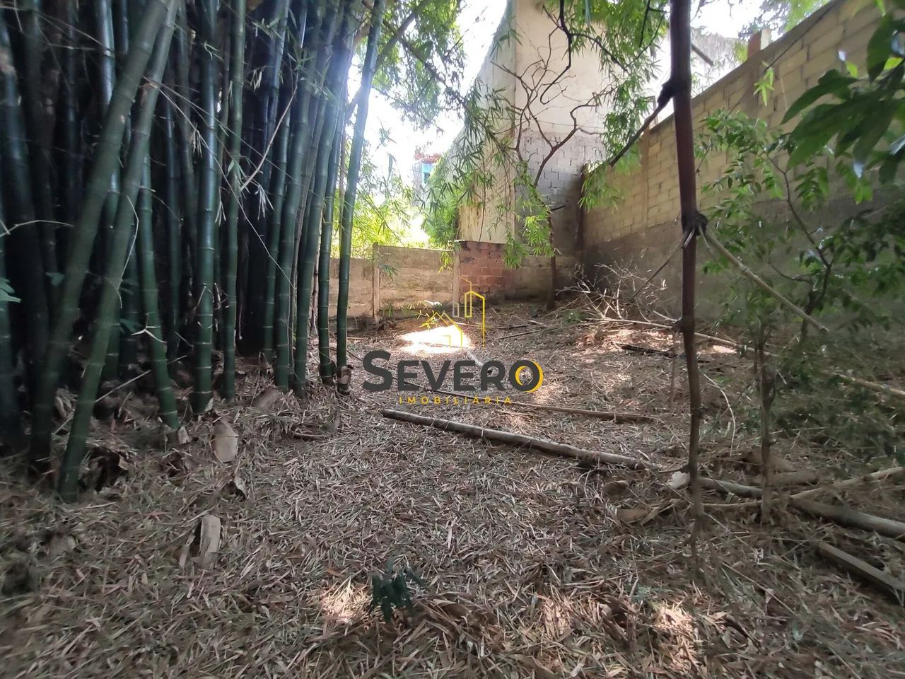 Área com 1890m², de frente para a rua principal, em Nova Cidade - Foto 5