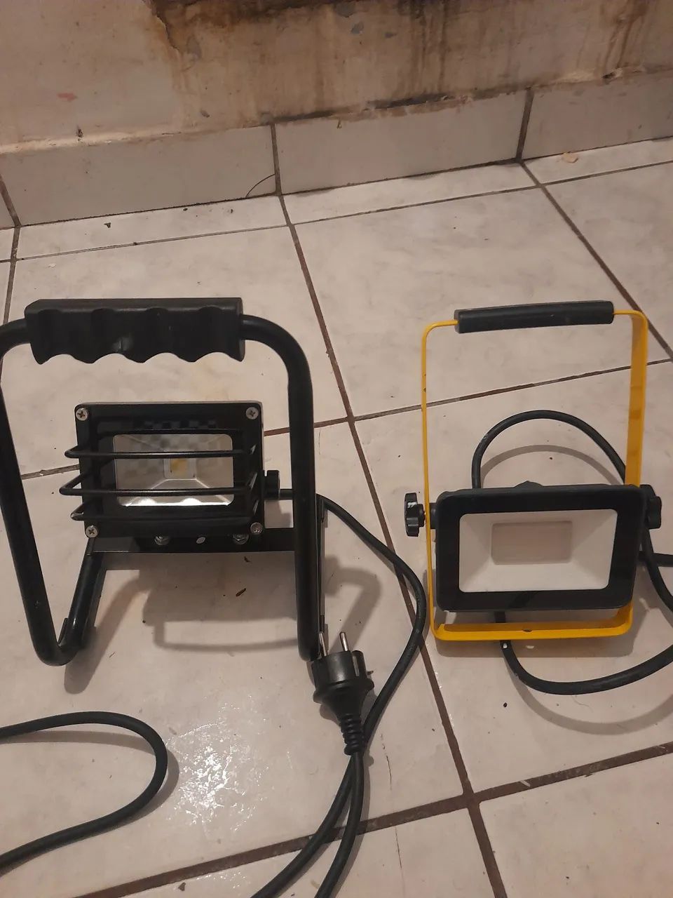 Refletor led amarelo - Foto 2