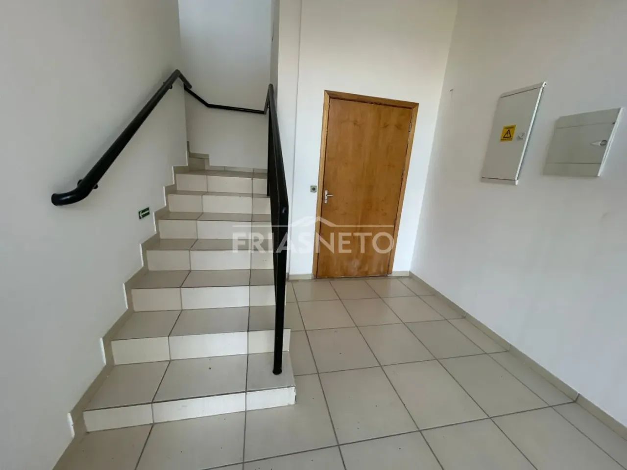 Amplo Salão no bairro Nova América - Foto 4
