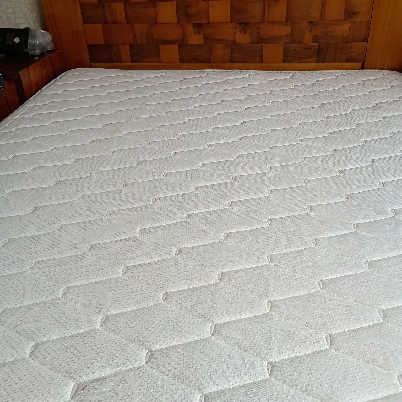 Cama queem box 