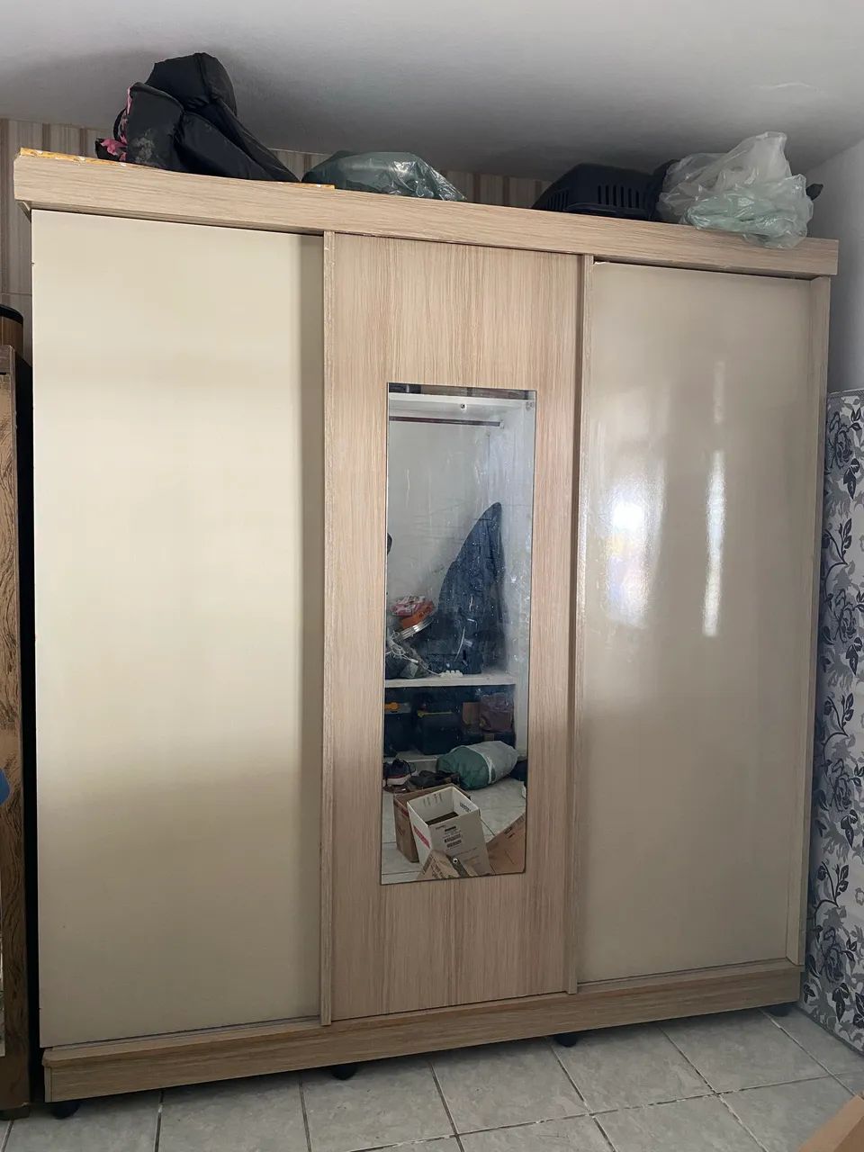 Guarda Roupa de 3 Portas