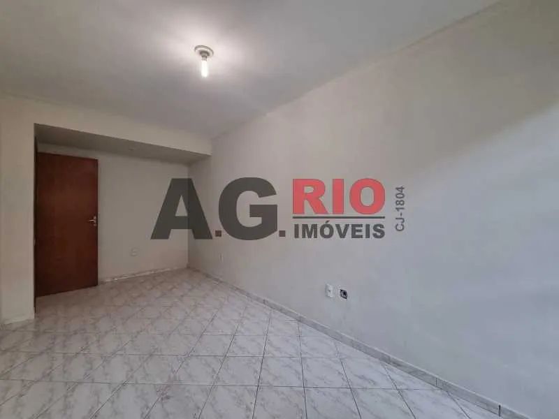 Casa de rua : / Residencial / Madureira - Foto 2