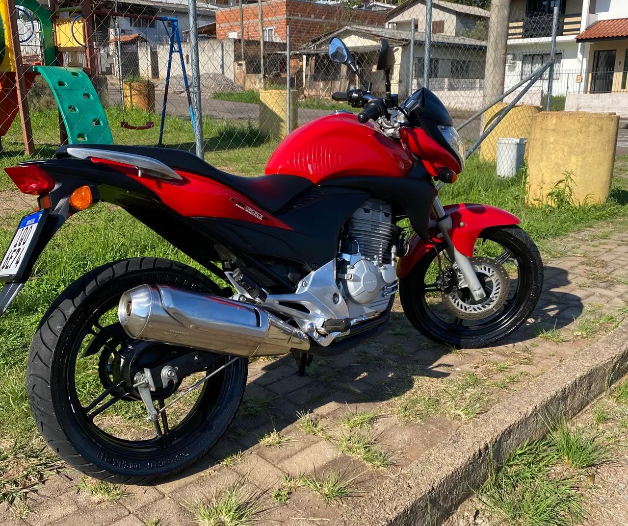 Cb300 