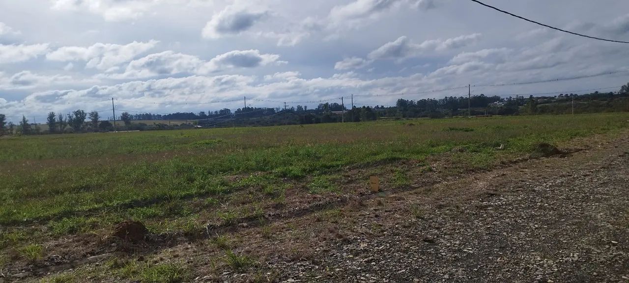 Terreno em condomínio em Quadra-SP