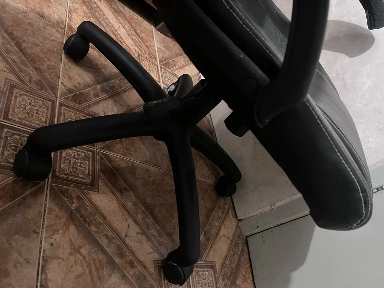 Cadeira gamer  - Foto 4