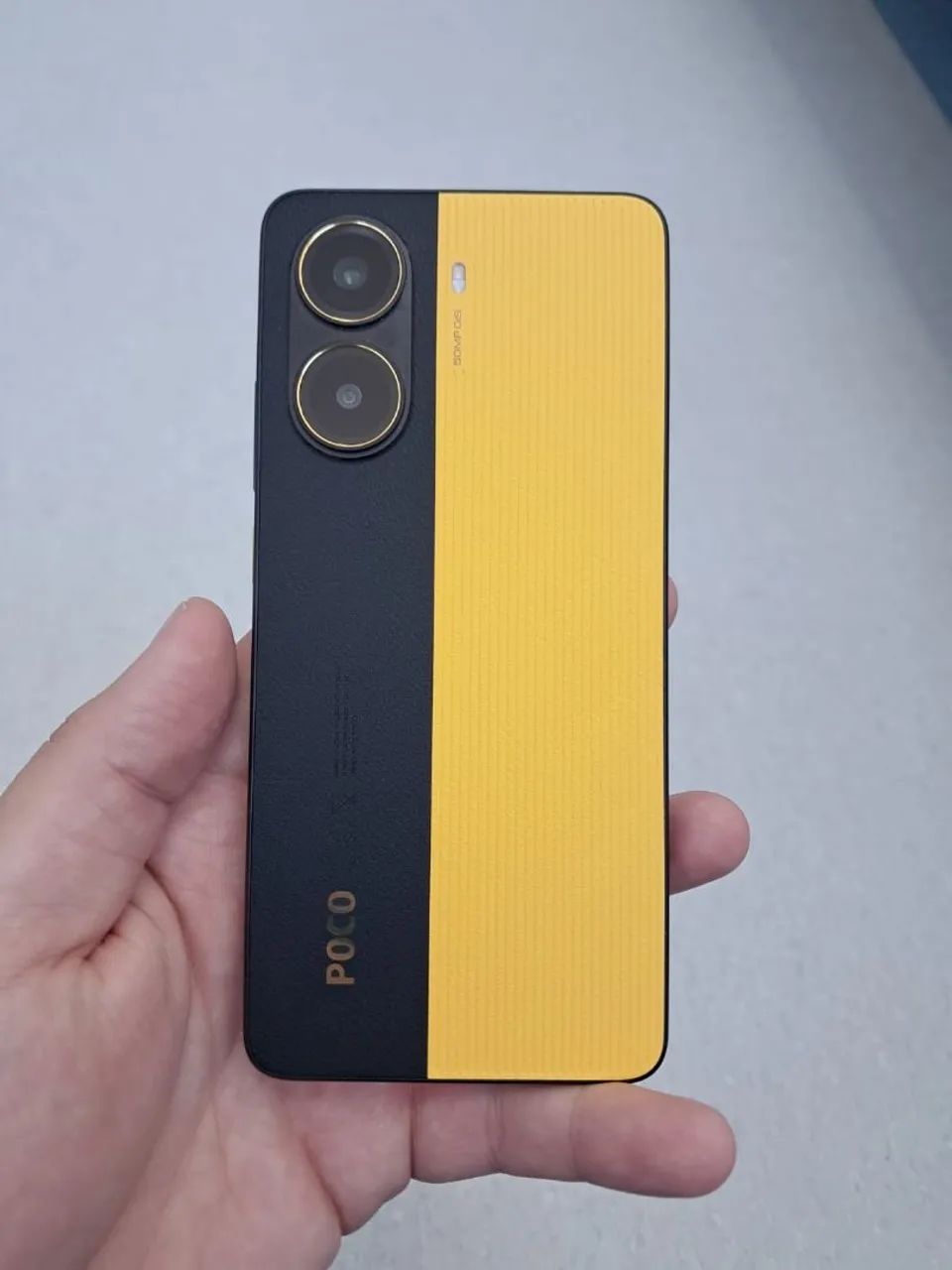 POCO X7 Pro　12GBRAM 256GBROM　　外観美品中古 POCO X7 Pro 12/256GB - Celulares e Smartphones - Cajazeiras V