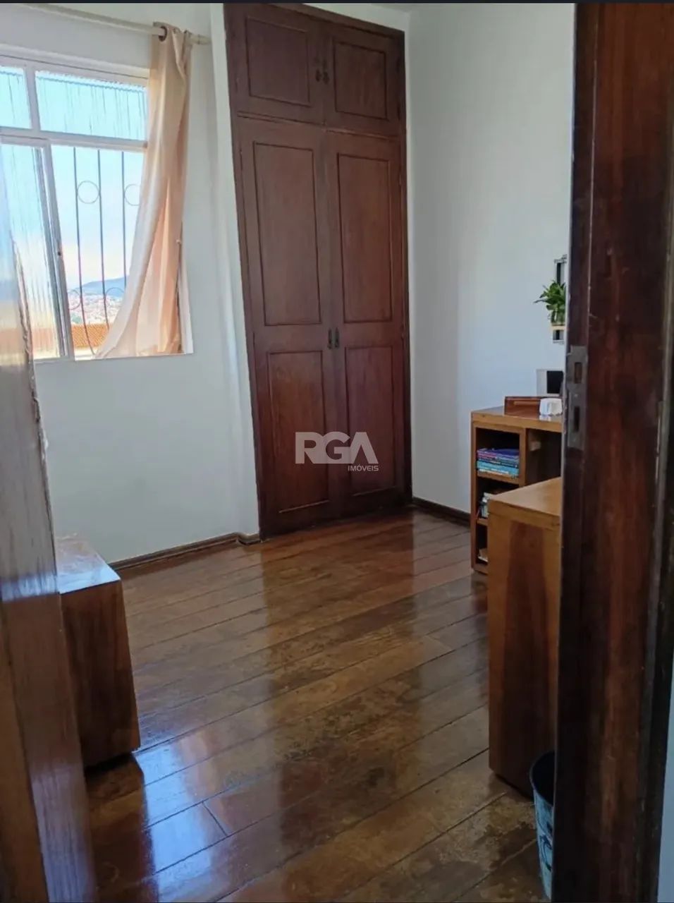 APARTAMENTO COM 3 QUARTOS (E DCE) E 1 VAGA  SAGRADA FAMÍLIA - Foto 3