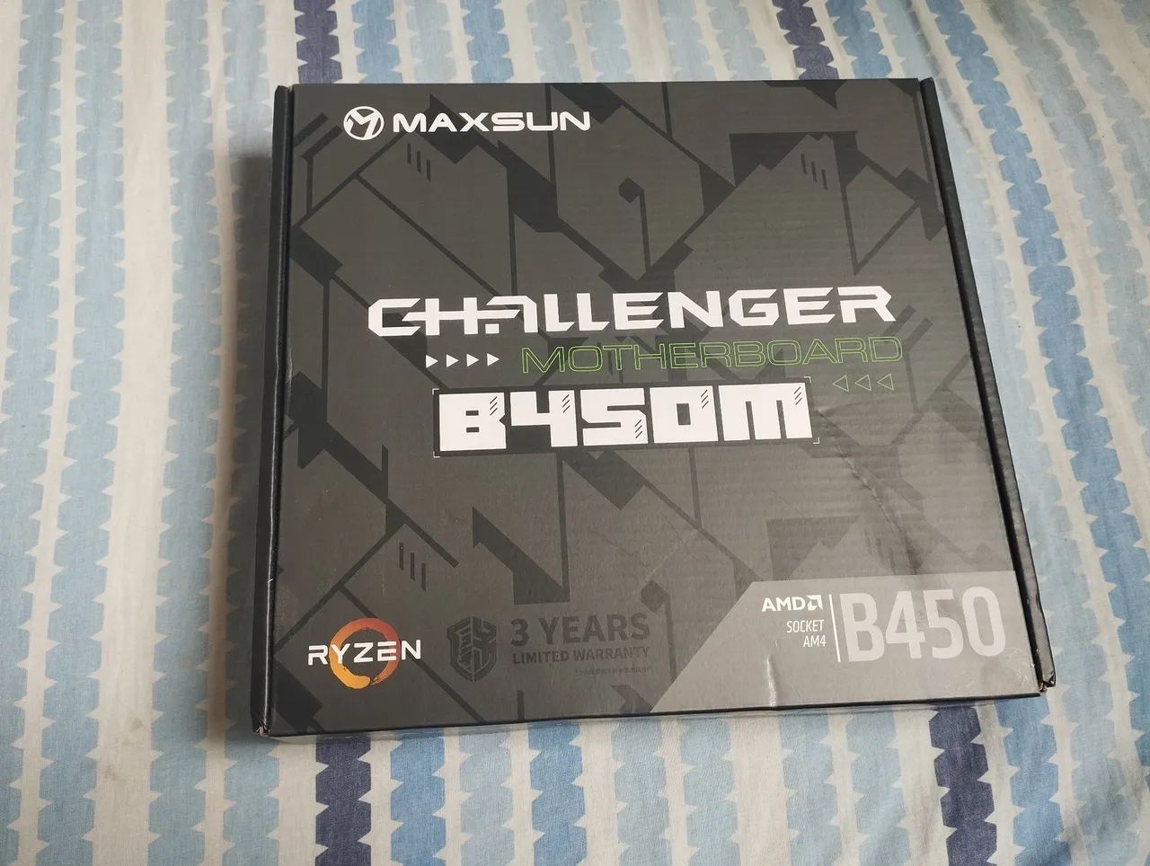 Placa mãe b450m nunca usada