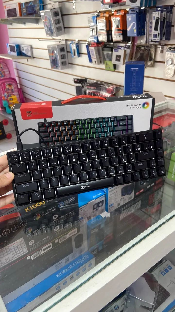 Teclado mecânico R8 1038 gamer switch azul RGB 20 Modos