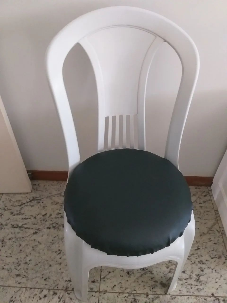Cadeira Plástica 