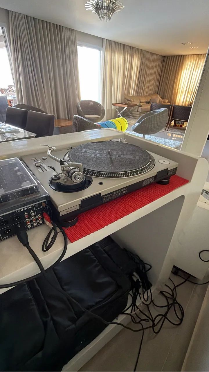 Technics MK5 - Toca Discos