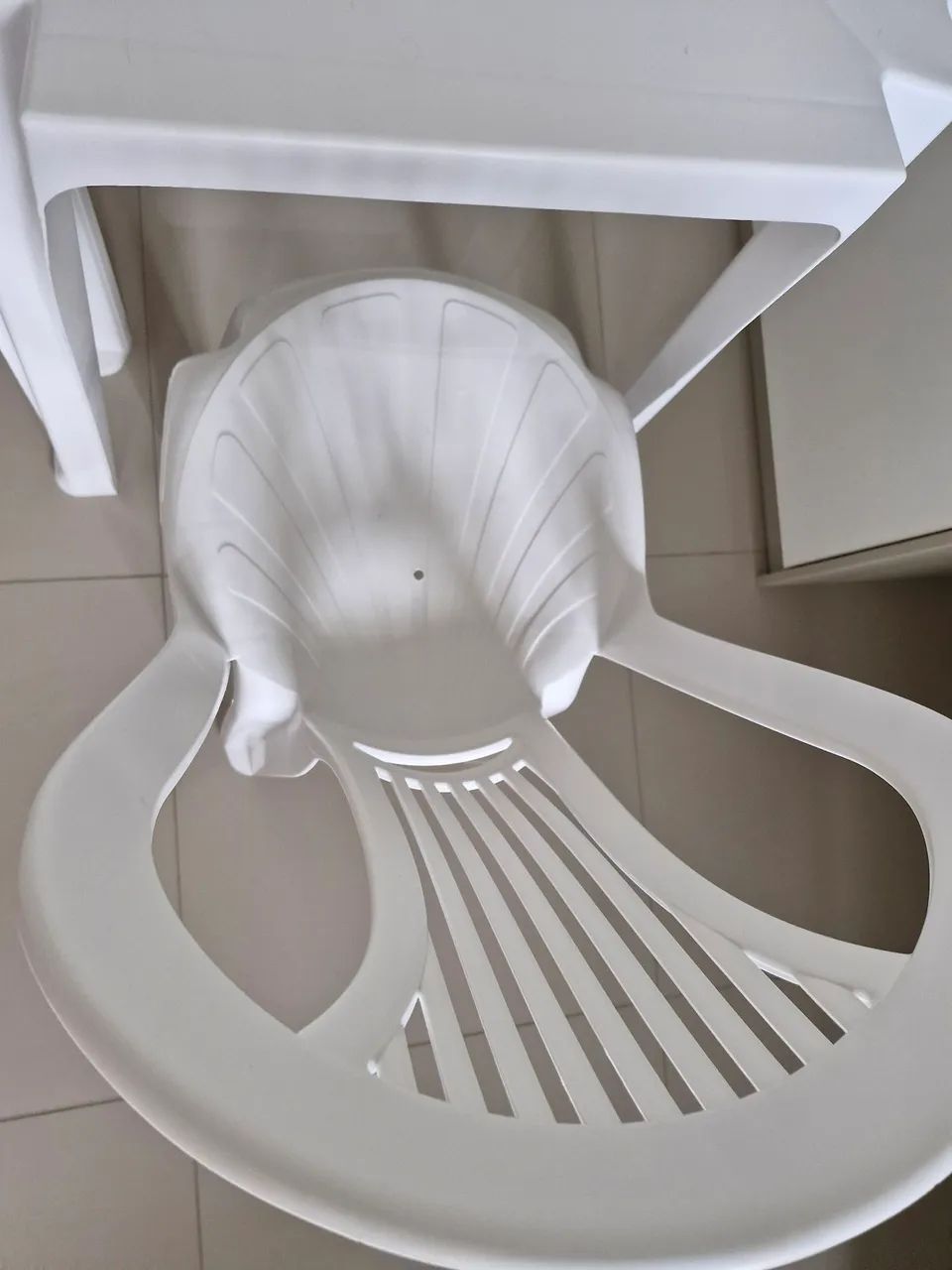 Mesa quadrada com 2 cadeiras - Foto 3