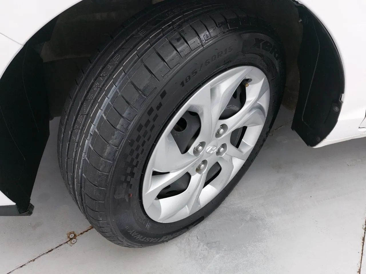 Hyundai HB20S Comfort Plus 1.0 TB Flex 12V Mec., foto 11 de 18