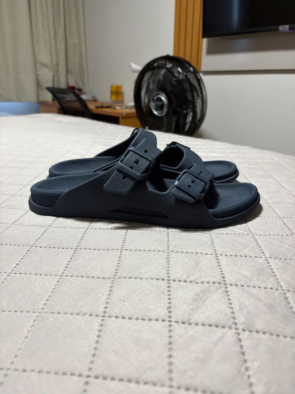 Chinelo slide papete