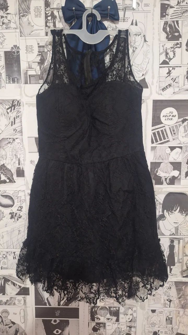 vestido preto de renda