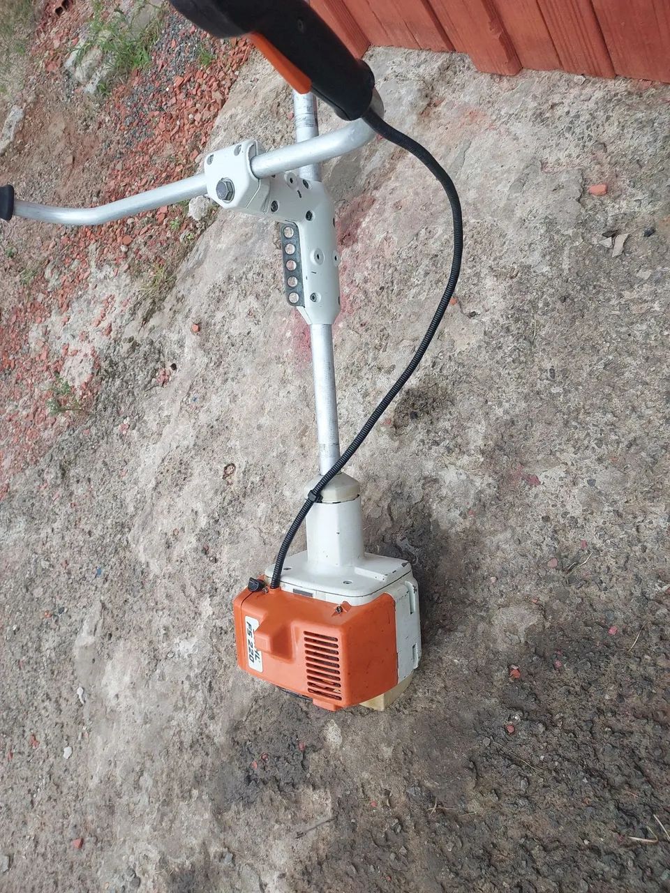 Roçadeira Stihl FS 220 - Foto 5