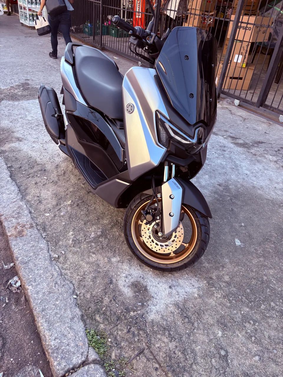 Nmax 2025 - Foto 2
