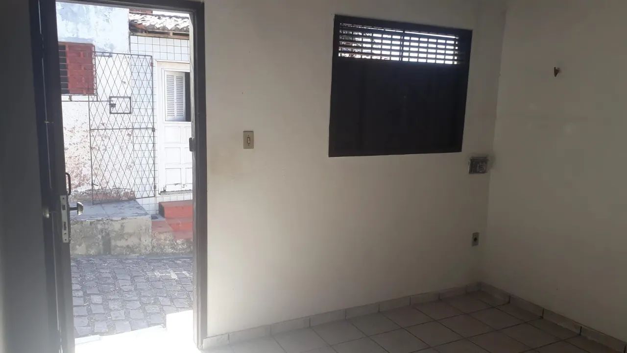 Alugo casa prox a Mário Negocio.. - Foto 2