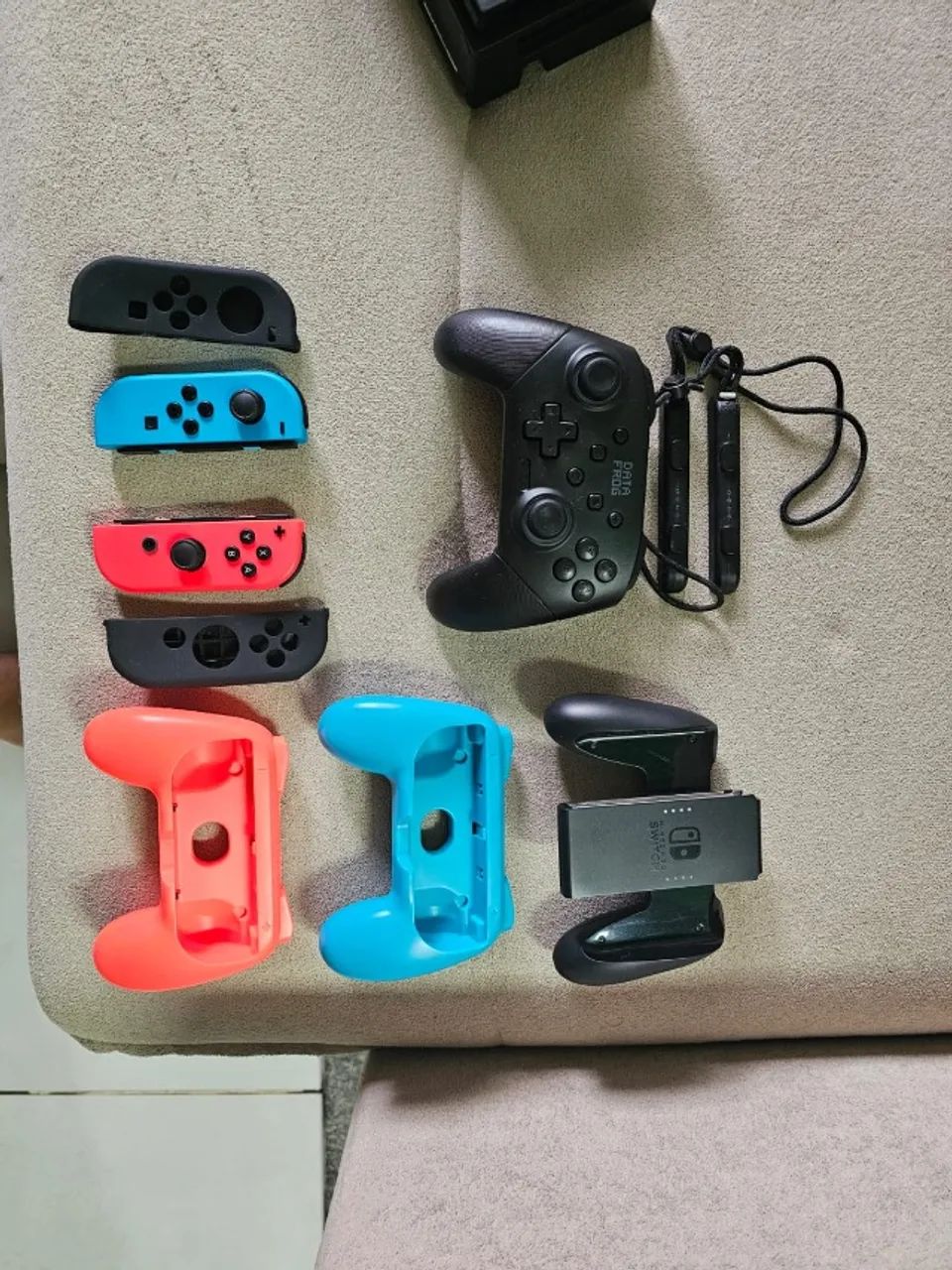 Nintendo Switch V2 - DESBLOQUEADO + acessórios - Foto 2