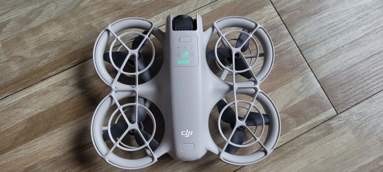 DJI NEO FLY MORE c/ acessórios  - Foto 4