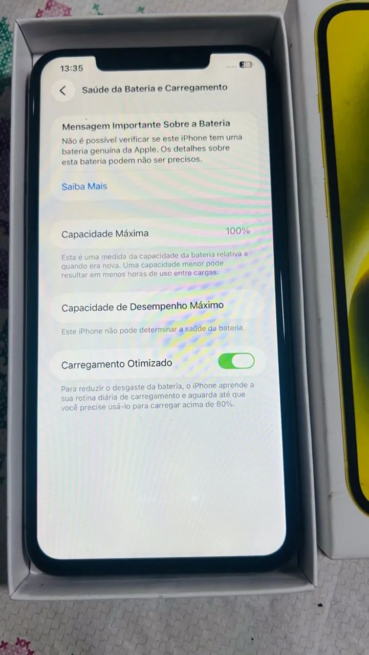 iPhone 11 Pro Max Dourado  - Foto 2