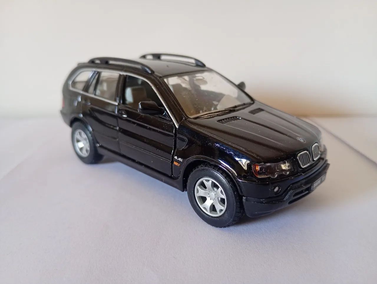 Kinsmart - Miniatura BMW X5  - Foto 4