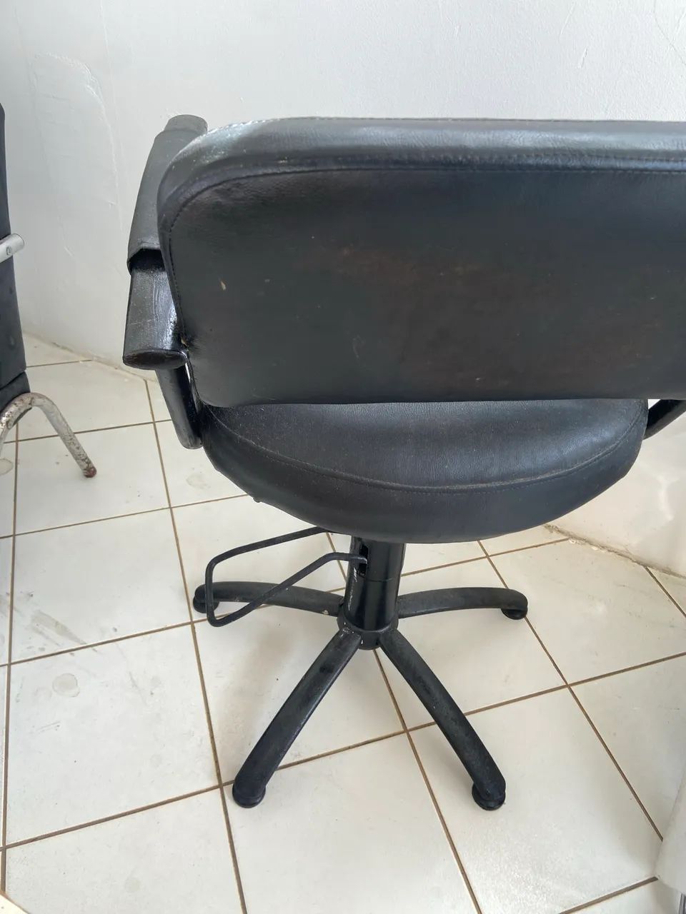 Cadeira salão de beleza ou barbearia - Foto 2