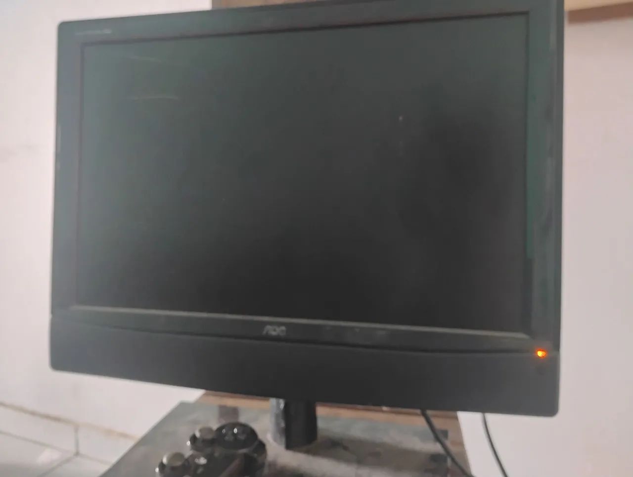 Televisao AOC 28 polegadas, ler descrição 
