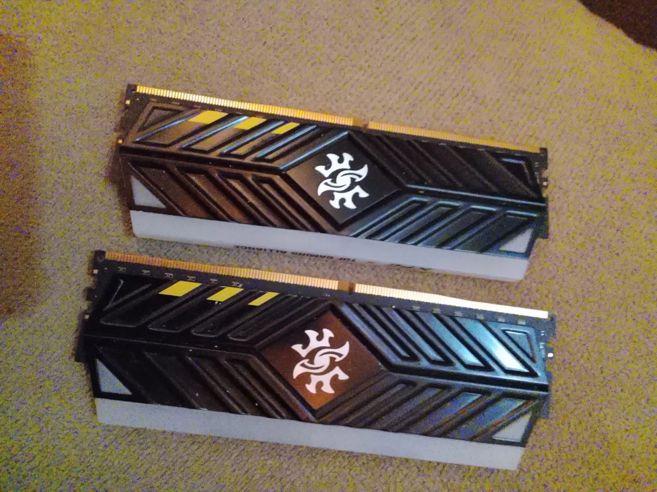 Oferta Kit Memória RAM XPG Spectrix D41 TUF Gaming 16GB (2x8GB) DDR4 3200MHz RGB - Foto 4