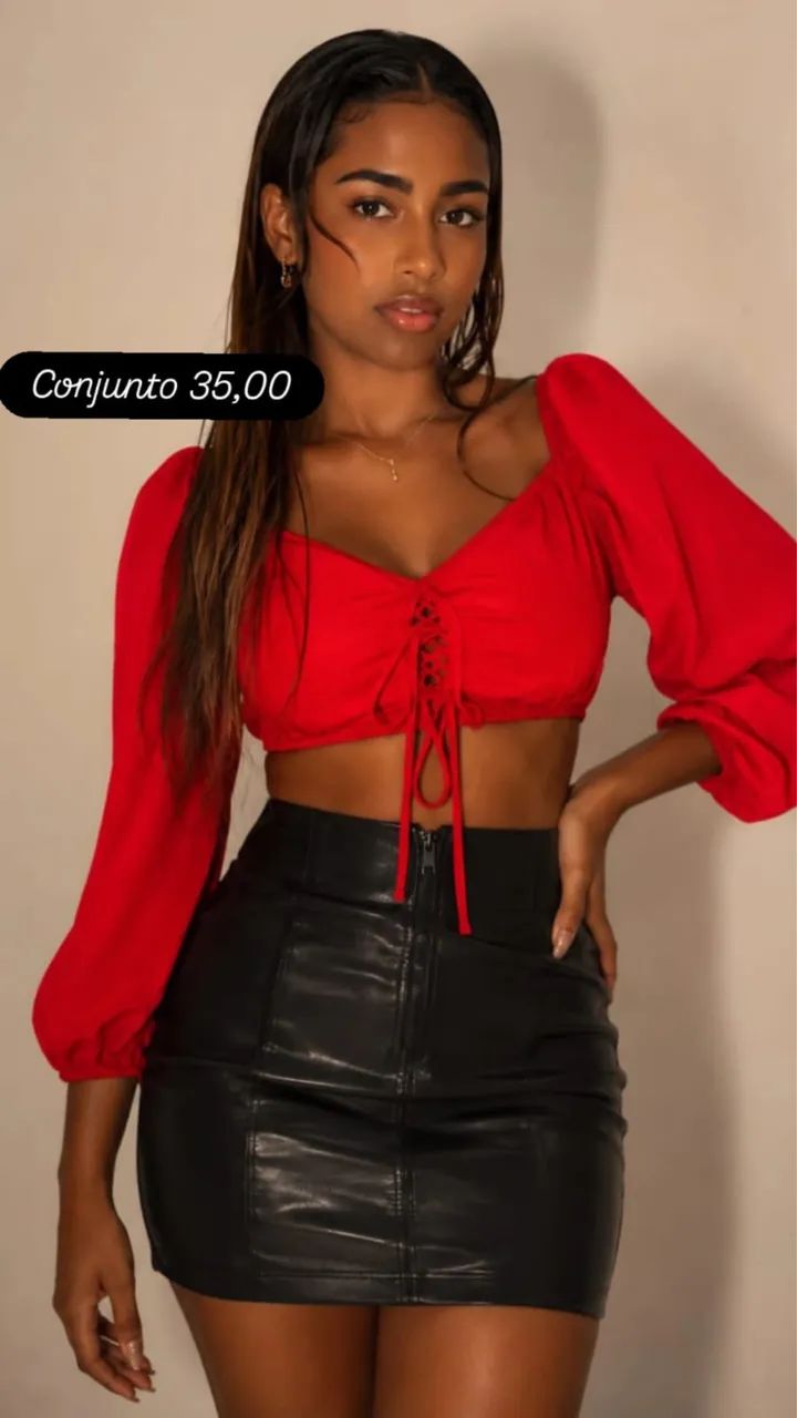 Conjunto saia couro e cropde
