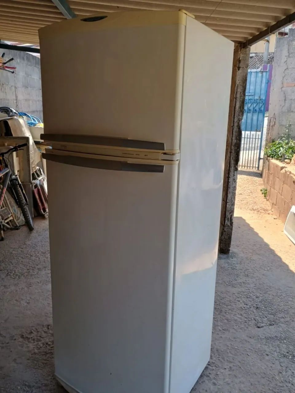 Geladeira 220v funcionando  - Foto 5