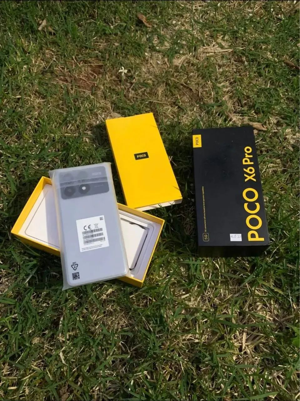 POCO X6 PRO 5G--VENDO OU TROCO