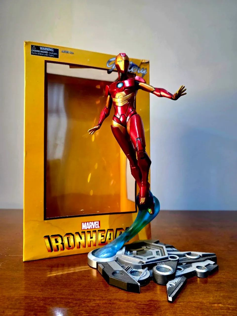 Action figure iron man, iron heart marvel  diamond galery - Foto 2