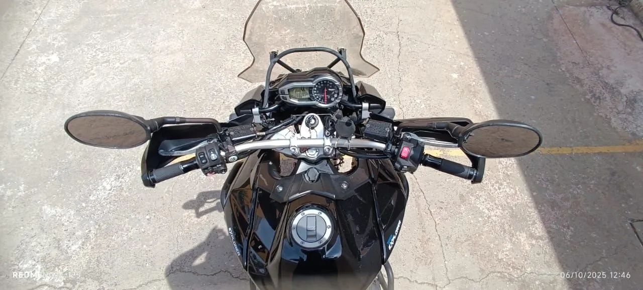 Triumph Tiger Explorer 1200 - Foto 2