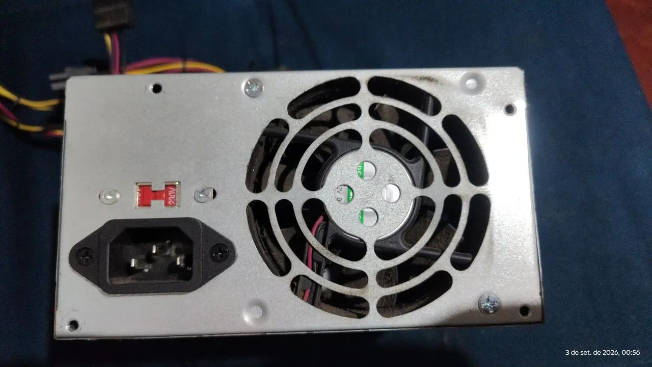  Fonte de Alimentação  230W - Foto 2