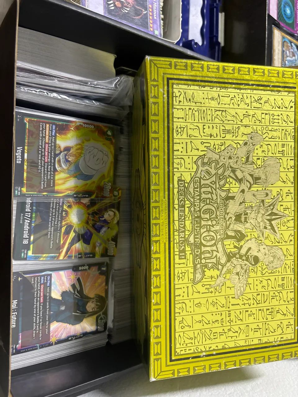 Cartas colecionáveis yu gi oh e Dbz 
