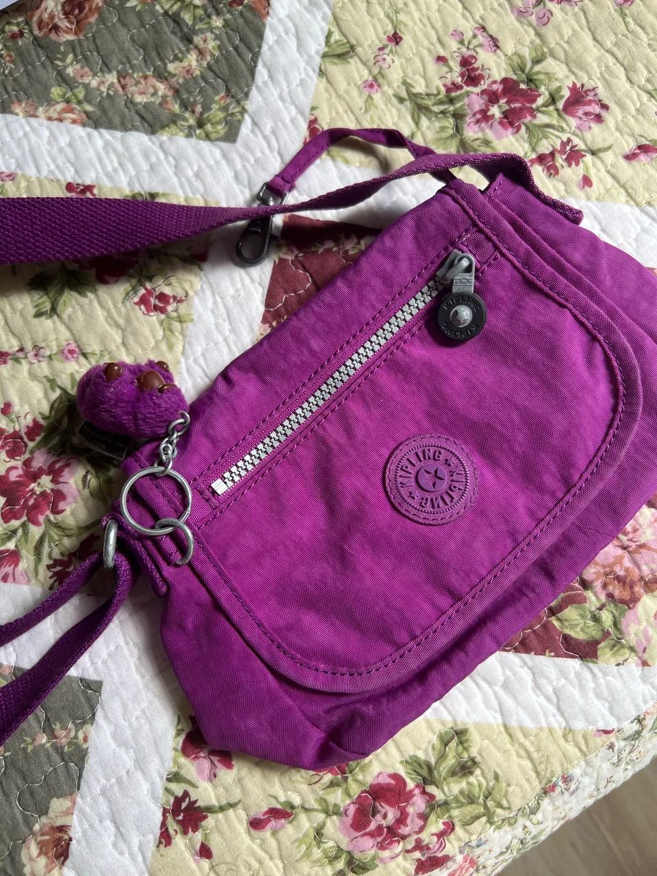 Bolsa Kipling Roxa - Foto 4