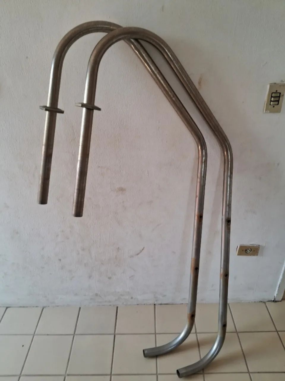 Escada para piscina - Foto 5