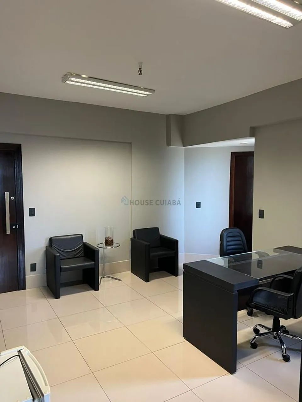 Ótima sala Comercial Centro de Várzea Grande - Foto 2