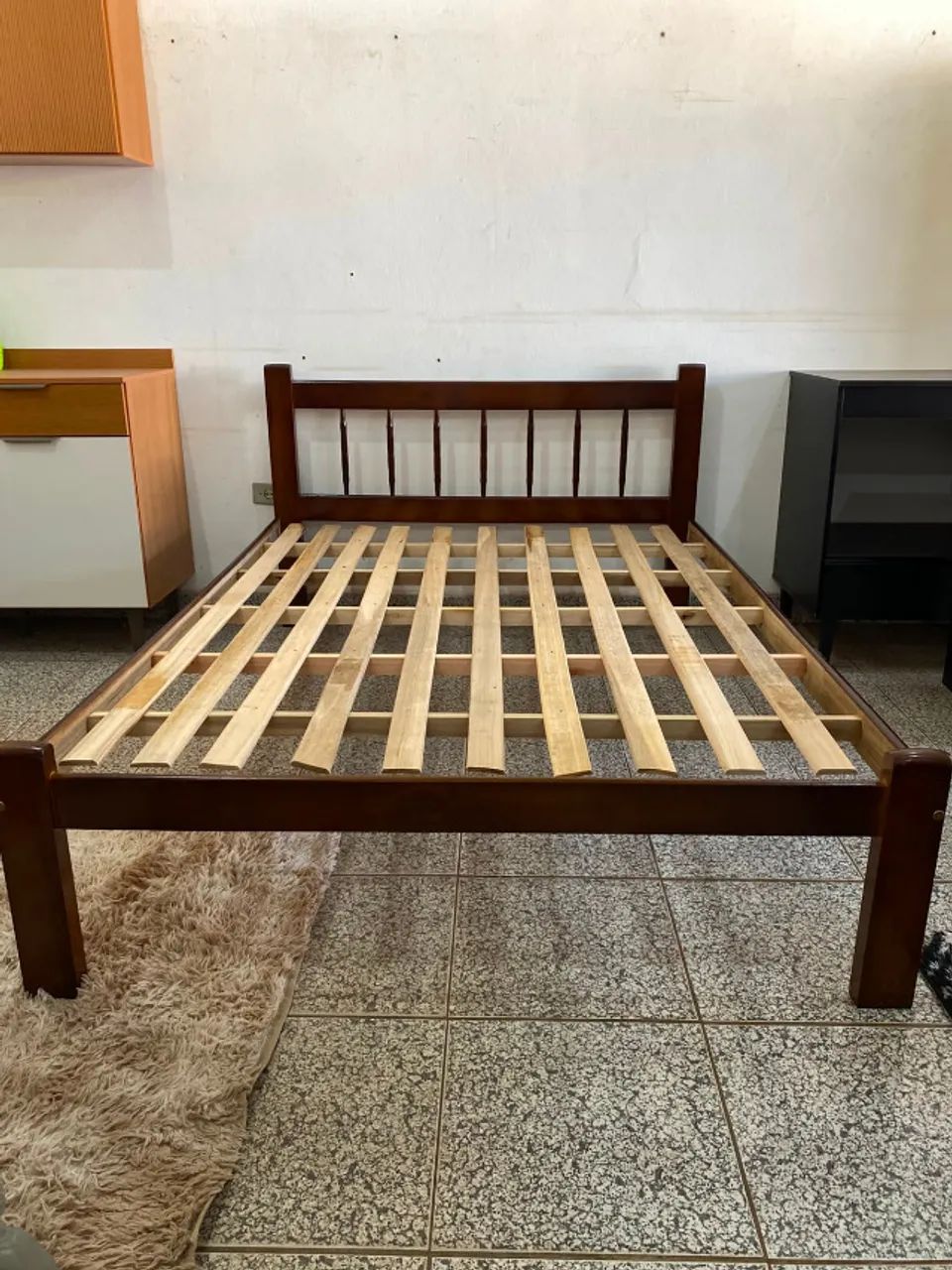Cama de Casal de Madeira Rubin Nova, Entrego 
