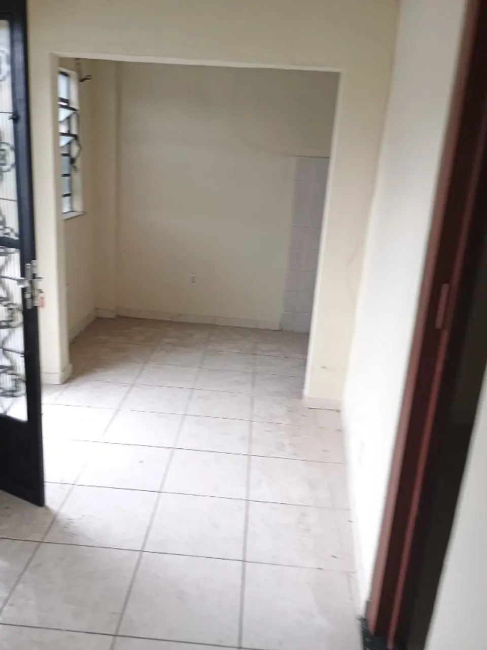 ALUGA-SE A CASA EM ANCHIETA - Foto 2