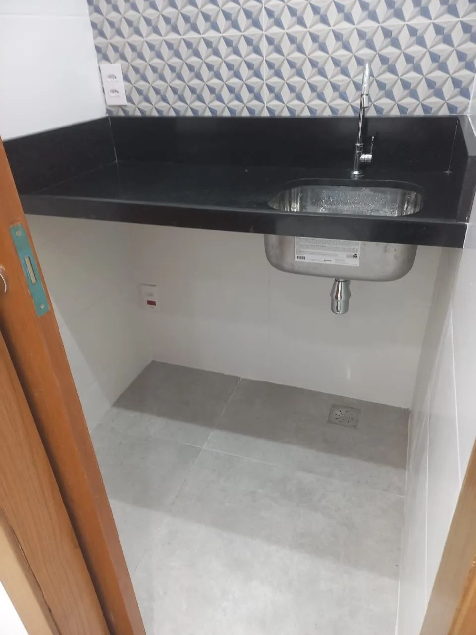 Linda Sala Comercial Completamente Reformada - Foto 13