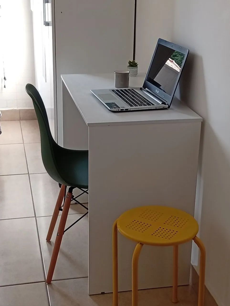 Mesa / escrivaninha/ escritório 90x45cm - Foto 2
