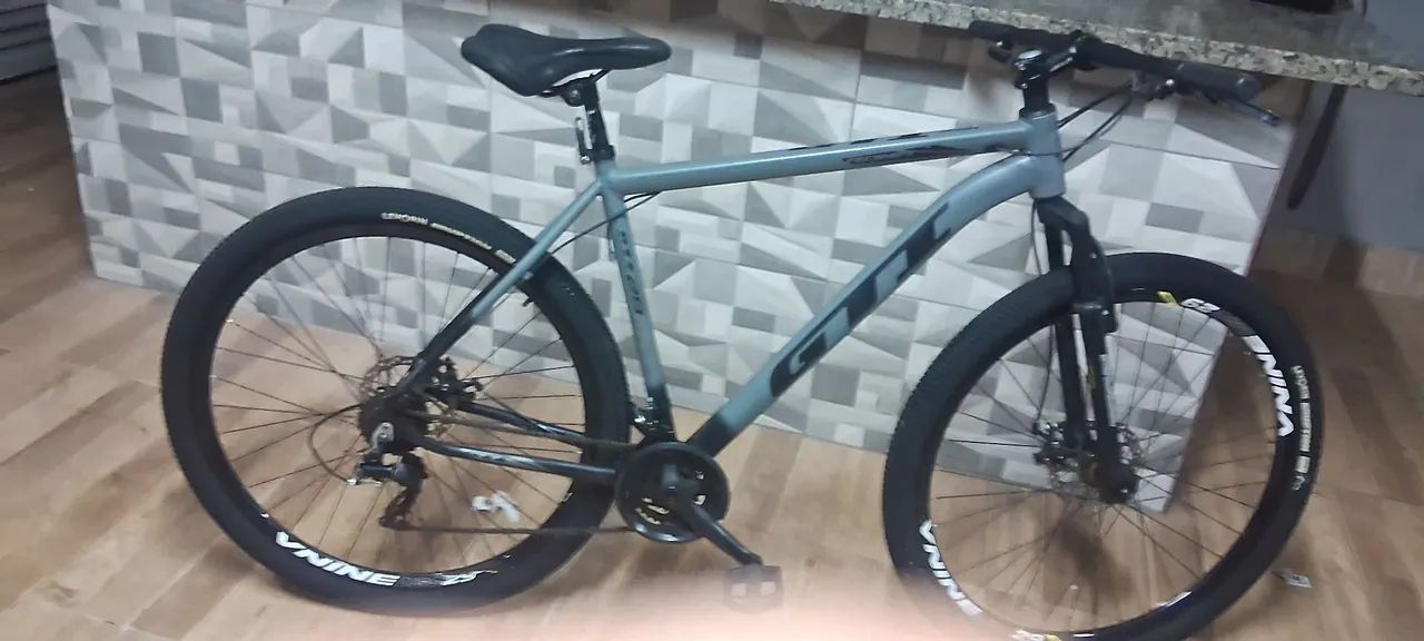 Bicicleta aro 29 guadro 21 - Foto 3