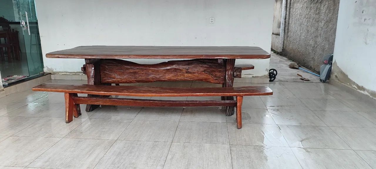 Mesa madeira 3m x 1m com bancos 