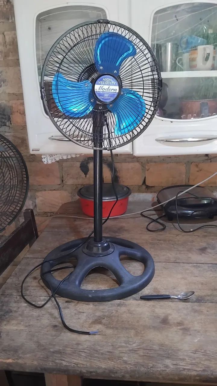 Vende ventilador pequeno nova 3 velocidade 