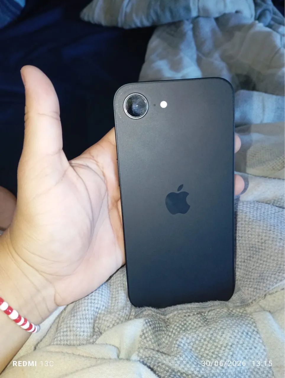 Vendo iPhone 16e  - Foto 3