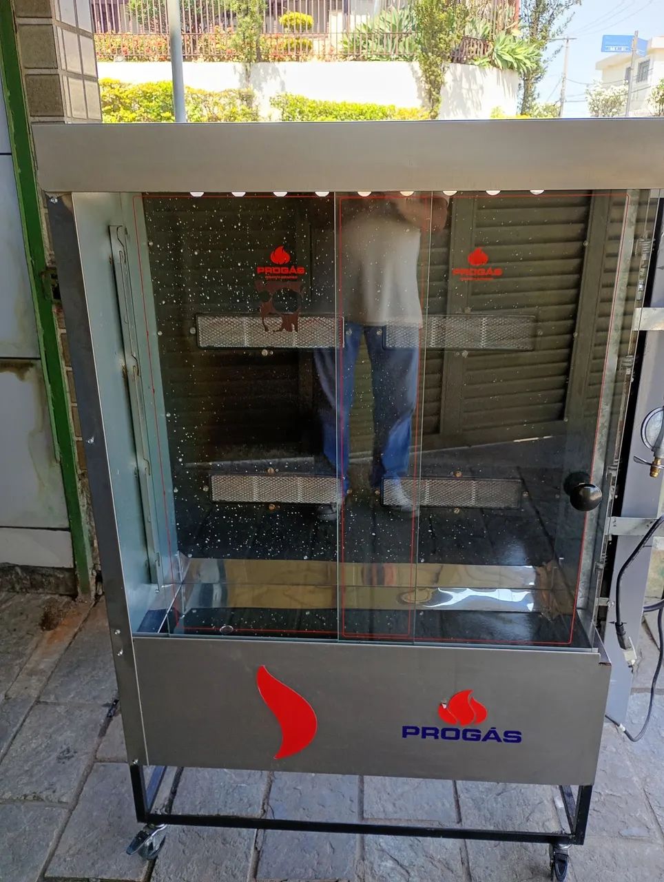 Máquina de assar frangos 