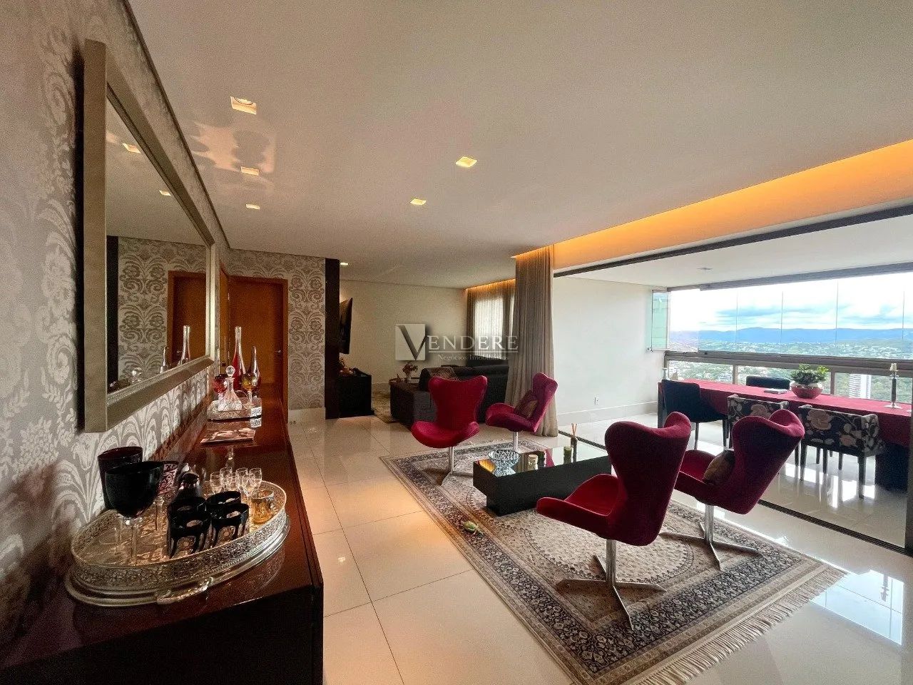 Apartamento 4 quartos no Vila da Serra
